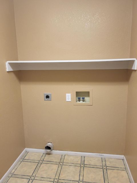 Tiny photo for 1841 Cloverlawn Drive, Grants Pass, OR 97527 (MLS # 220210813)