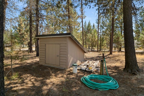 Tiny photo for 51445 Ash Road, La Pine, OR 97739 (MLS # 220222348)