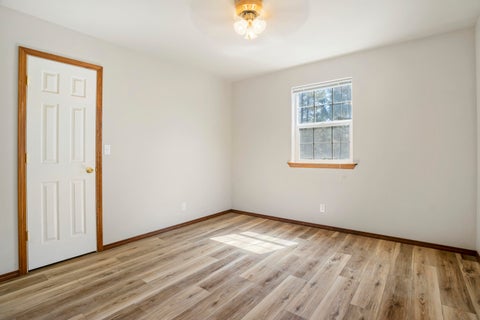 Tiny photo for 51445 Ash Road, La Pine, OR 97739 (MLS # 220222348)