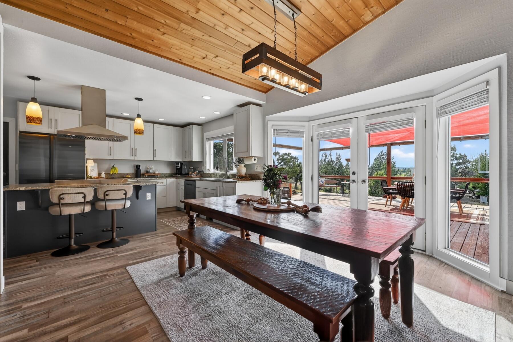 64911 Glacier View Drive