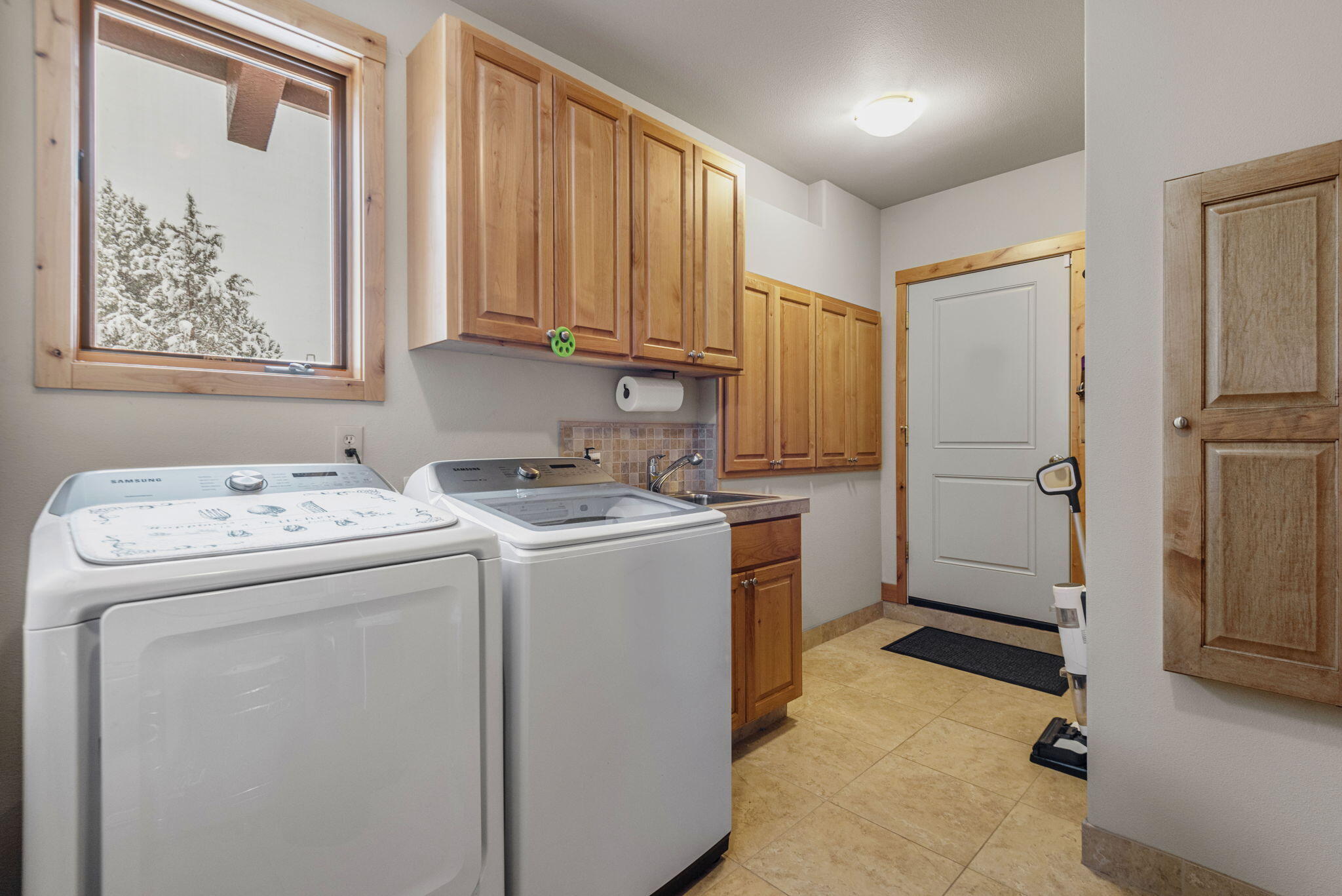 Sun Cloud Estate - Residential