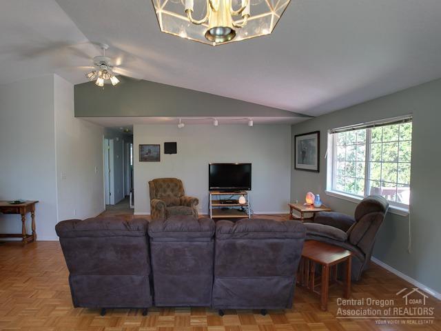 Juniper Crest - Residential