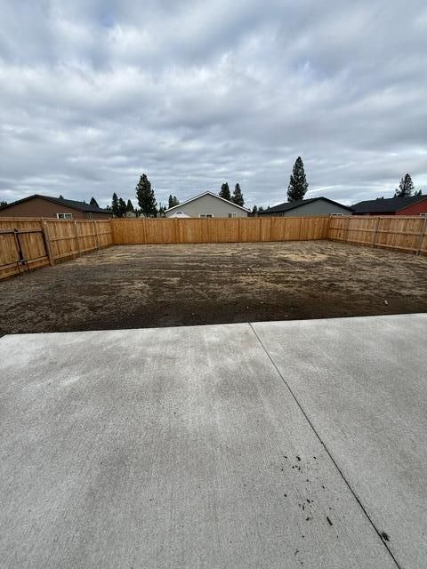Tiny photo for 16650 Grey Pine Street, La Pine, OR 97739 (MLS # 220212442)