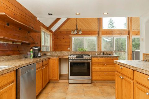 Tiny photo for 125 Warren Road, Selma, OR 97538 (MLS # 220213915)