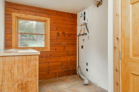 Tiny photo for 125 Warren Road, Selma, OR 97538 (MLS # 220213915)