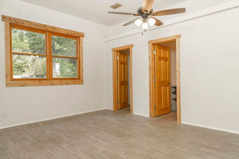 Tiny photo for 125 Warren Road, Selma, OR 97538 (MLS # 220213915)