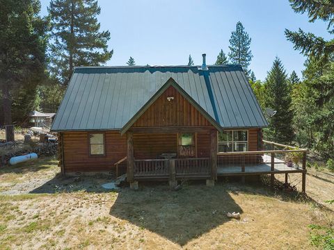Tiny photo for 125 Warren Road, Selma, OR 97538 (MLS # 220213915)