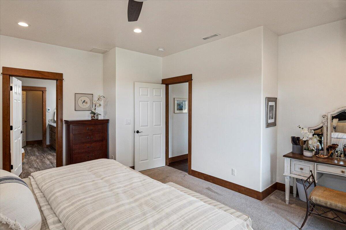 Ridge At Eagle Crest - Residential