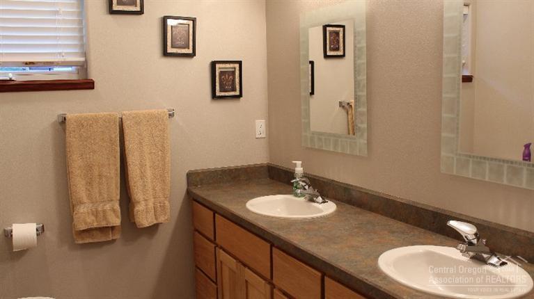 Oakview - Residential