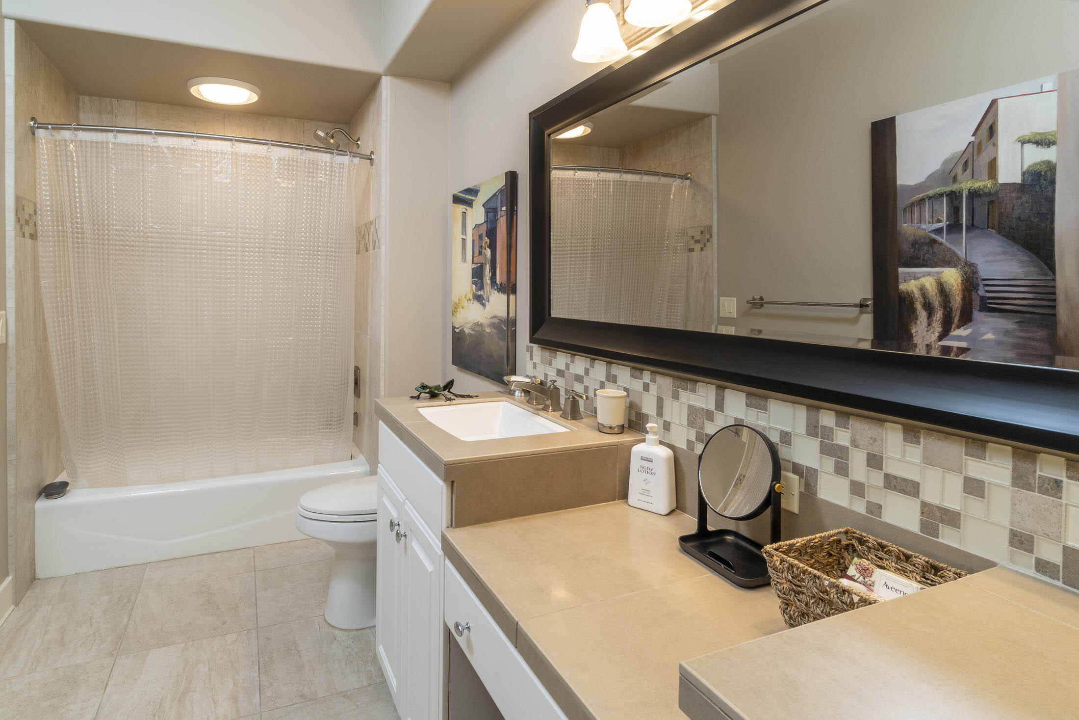 Broken Top - Residential