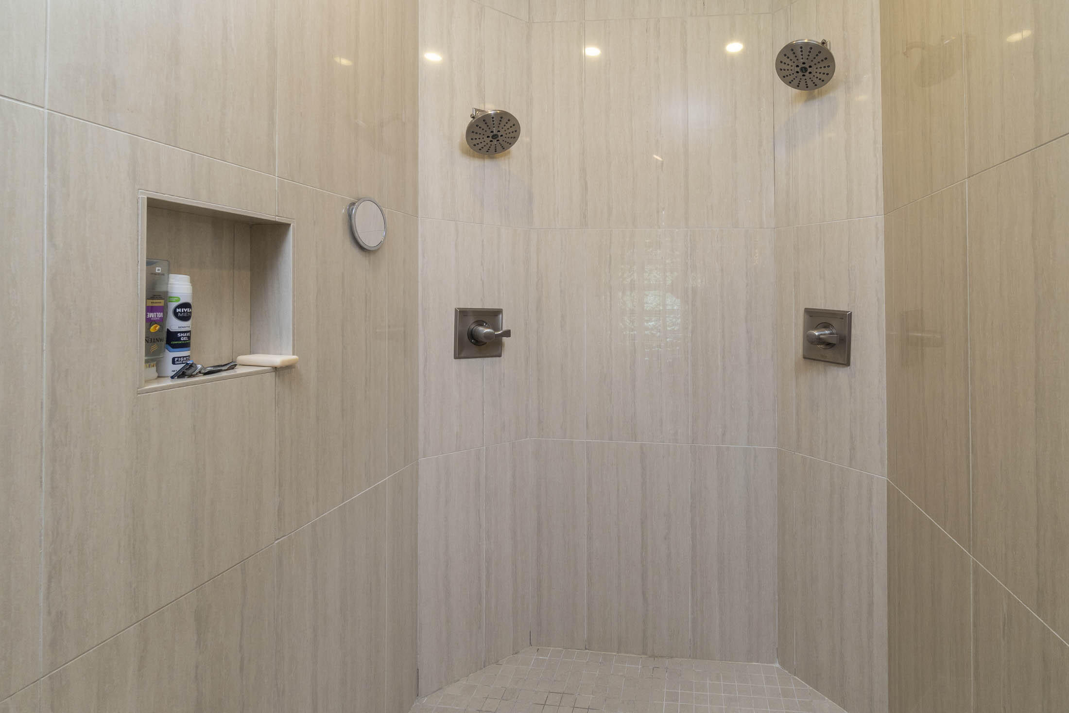 Broken Top - Residential