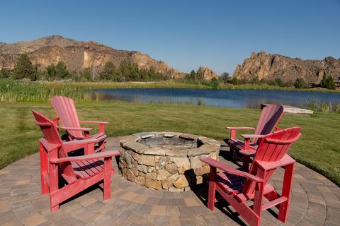 Tiny photo for 10386 NE Sage Lane, Terrebonne, OR 97760 (MLS # 220218445)