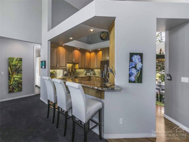 Broken Top - Residential