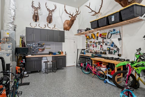 Tiny photo for 4401 Vista Pointe Drive, Medford, OR 97504 (MLS # 220224129)