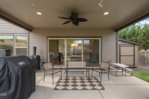 Tiny photo for 4401 Vista Pointe Drive, Medford, OR 97504 (MLS # 220224129)
