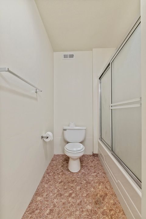 Tiny photo for 10300 N Applegate Road, Grants Pass, OR 97527 (MLS # 220219360)