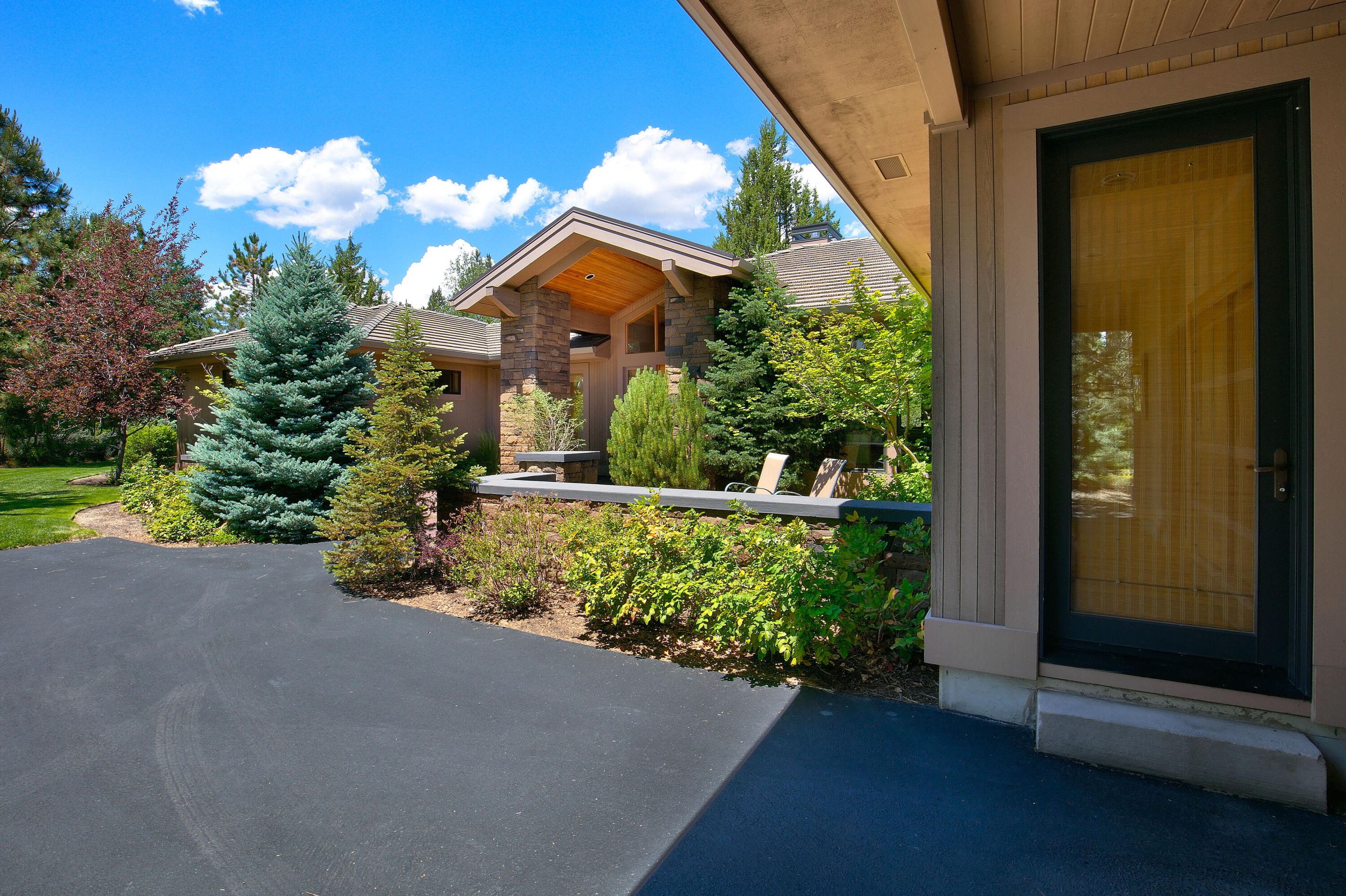 Broken Top - Residential