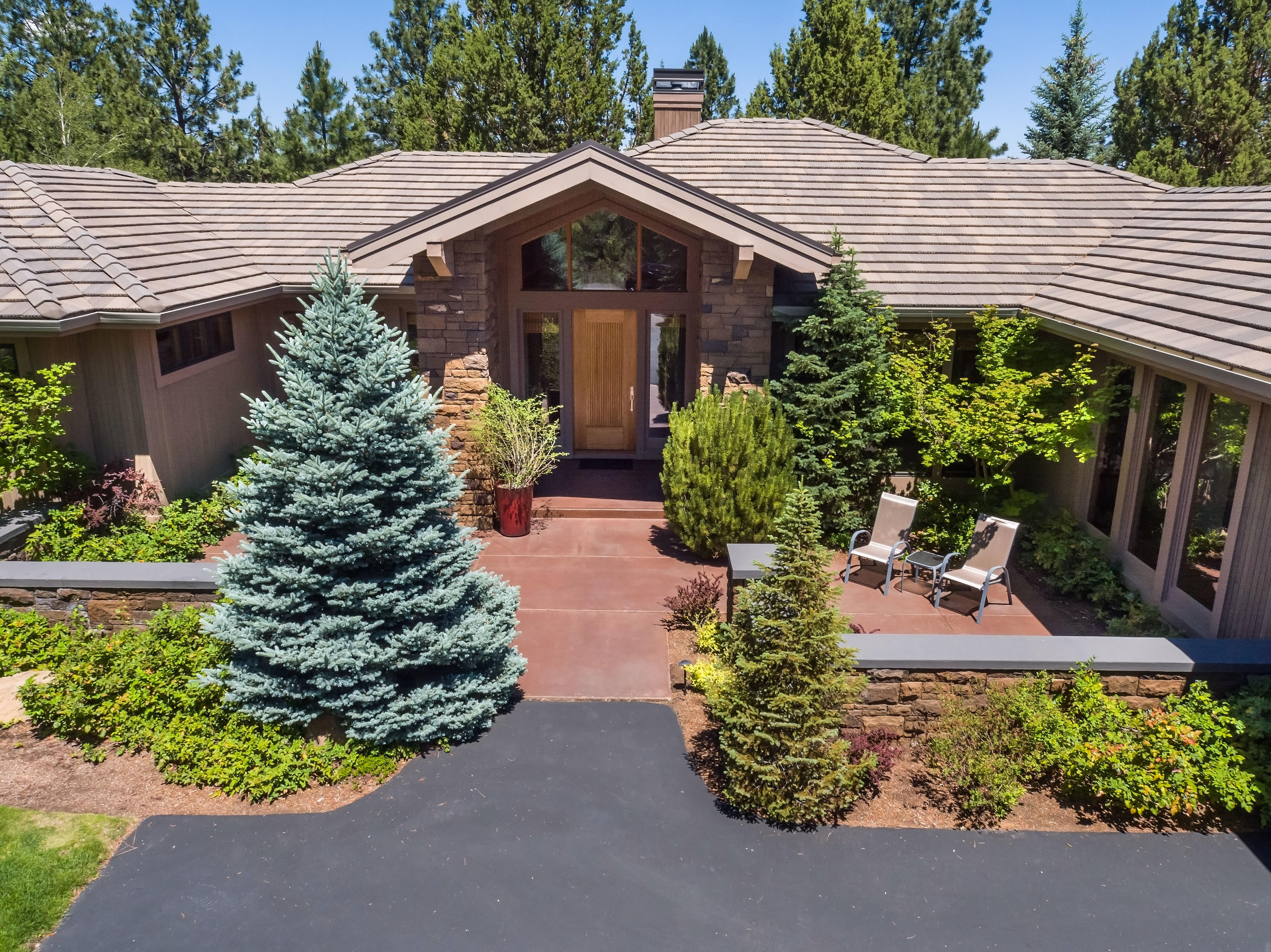 Broken Top - Residential