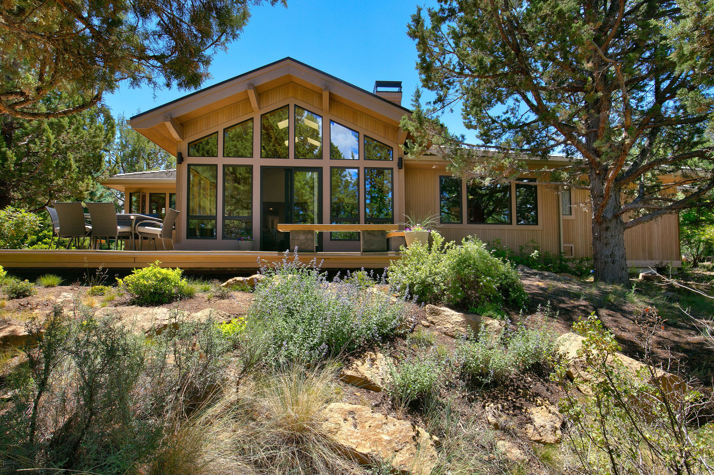 Broken Top - Residential