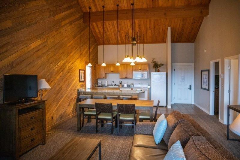 18575 SW Century Drive 1135 F