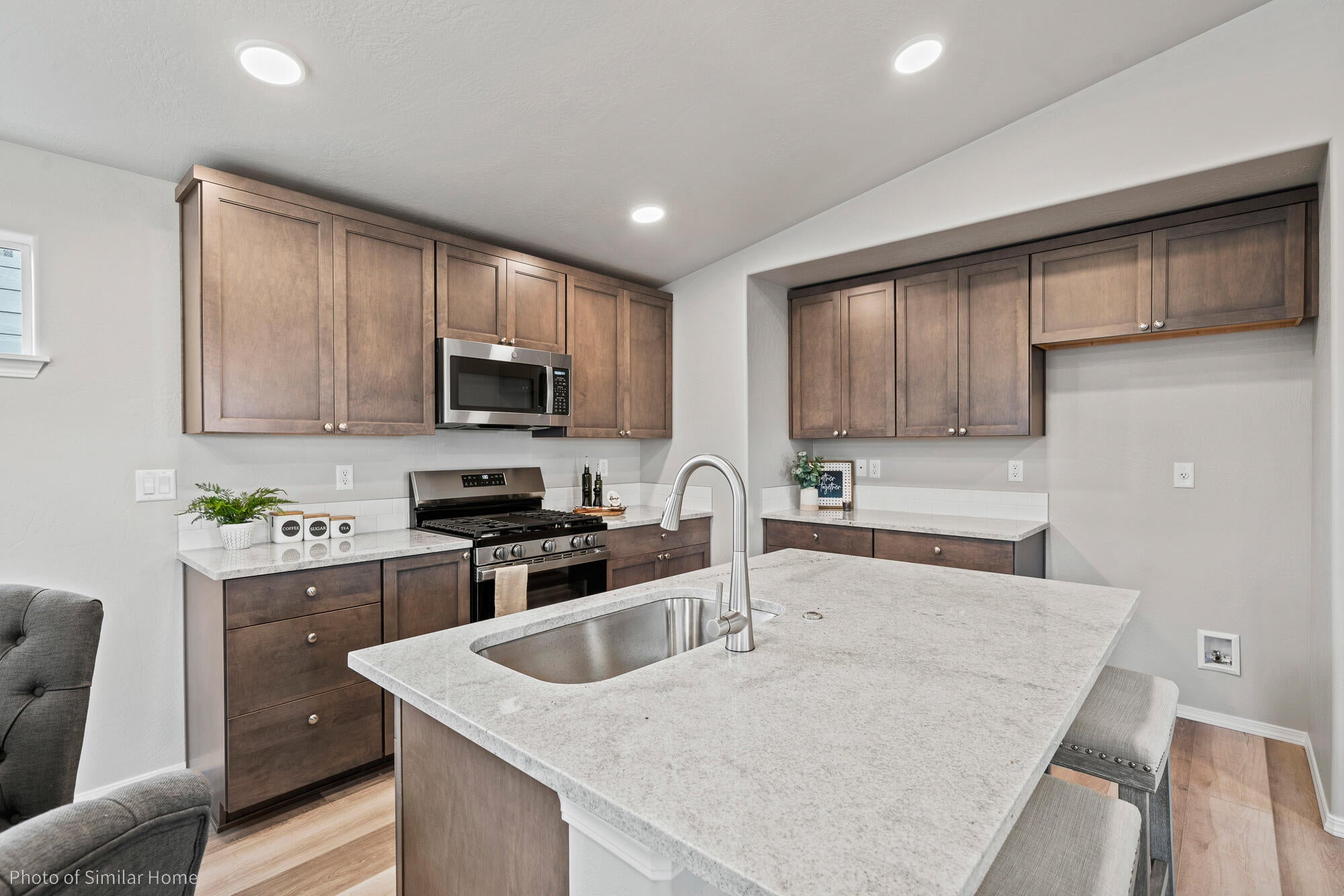 61063 NE Give Place 60