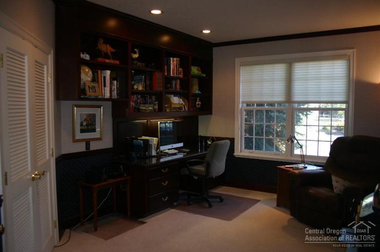 Horse Butte - Residential