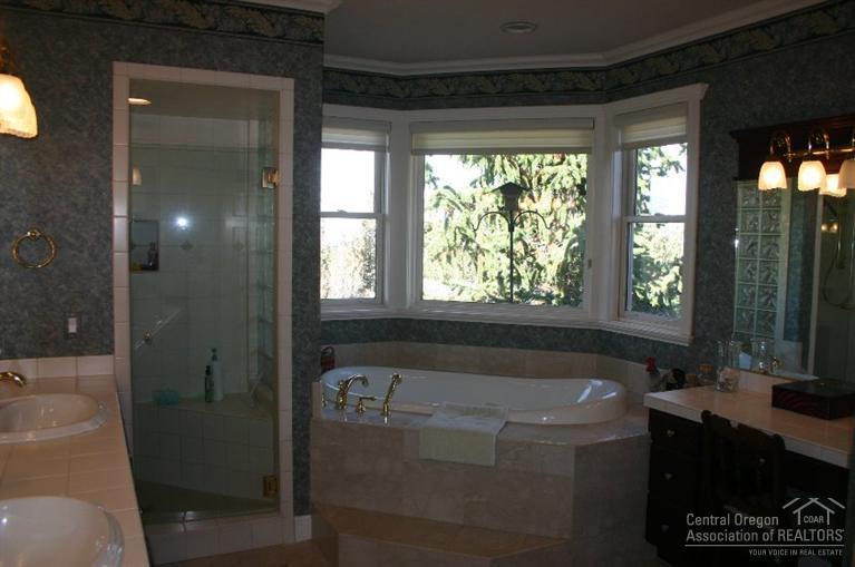 Horse Butte - Residential