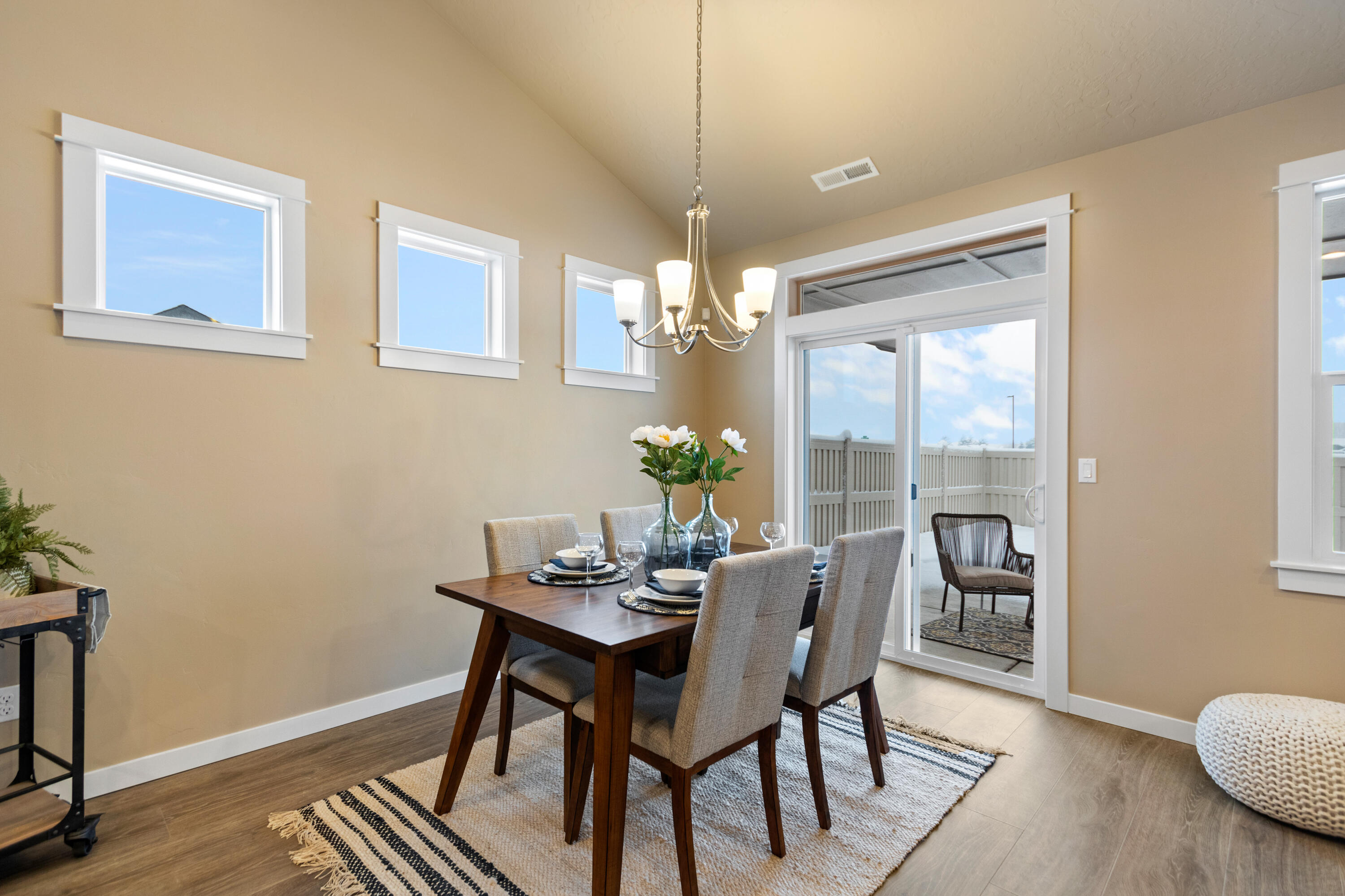 Mckenzie Meadow Vill - Residential