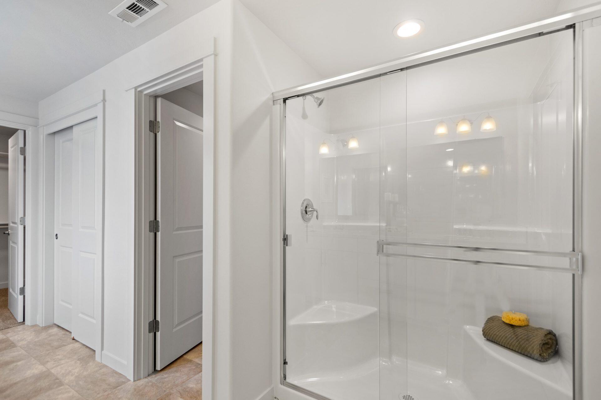 Mckenzie Meadow Vill - Residential