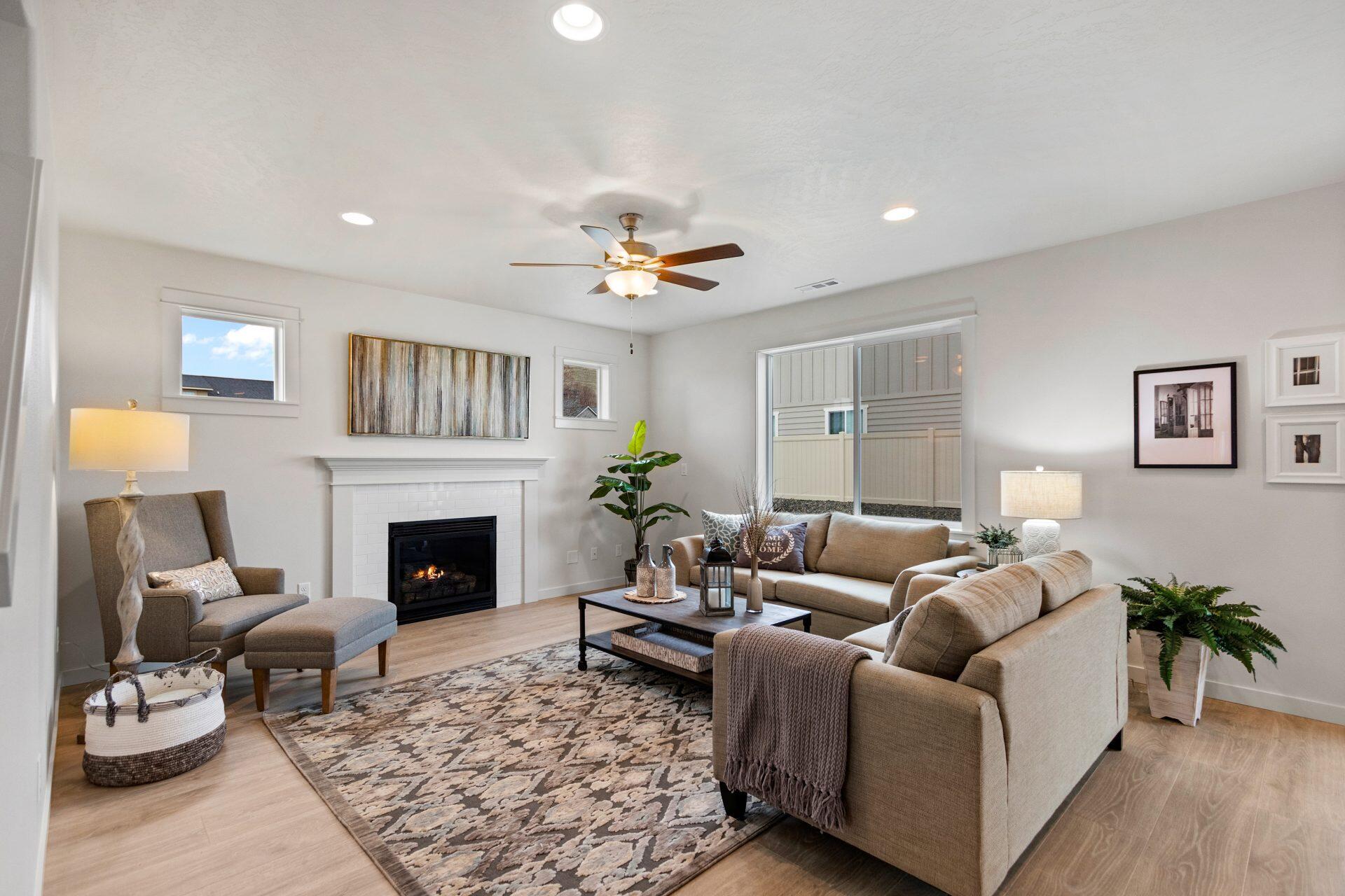 Mckenzie Meadow Vill - Residential