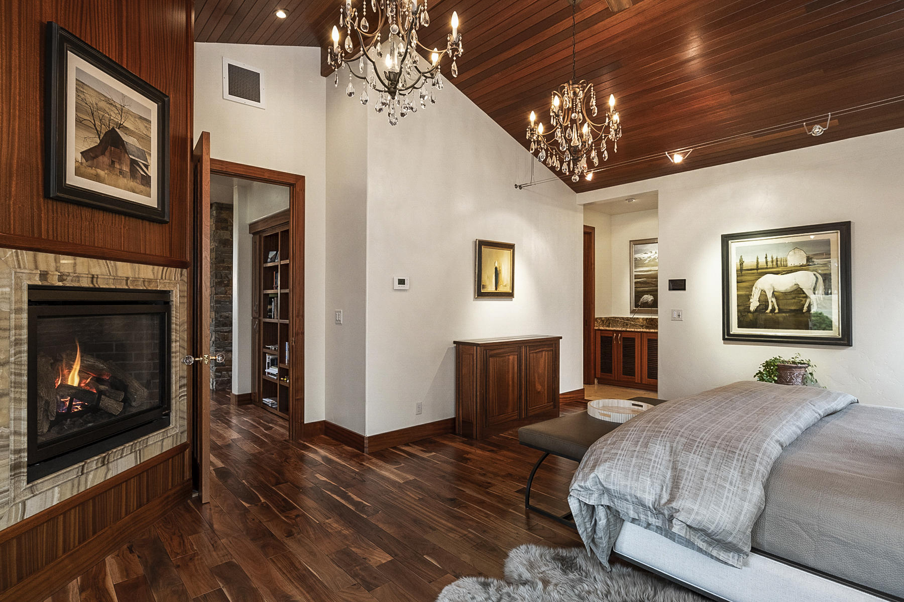 Broken Top - Residential