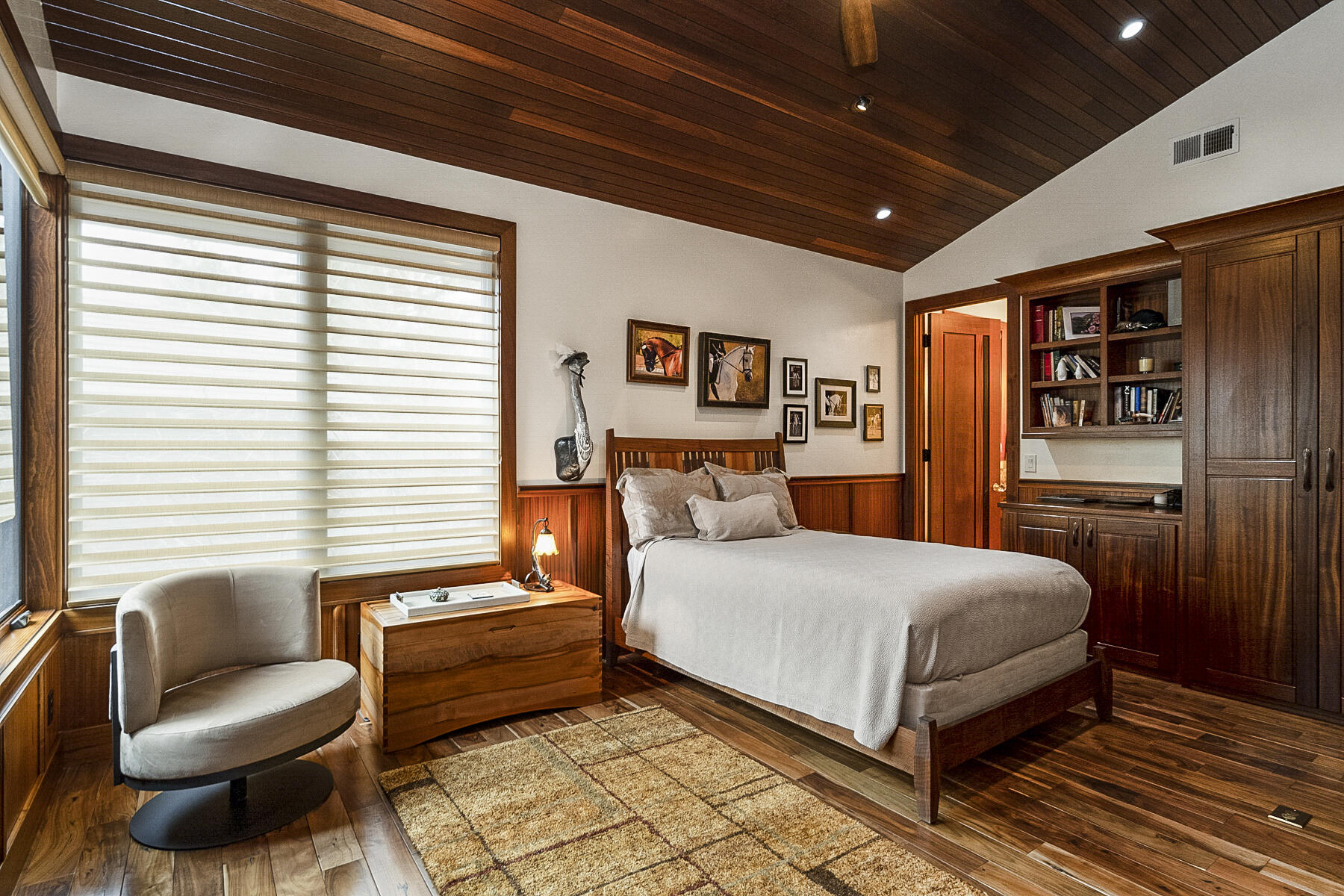 Broken Top - Residential