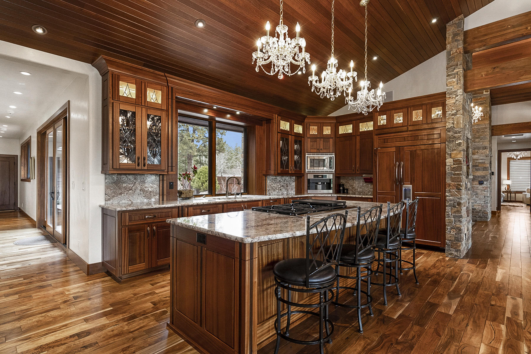 Broken Top - Residential