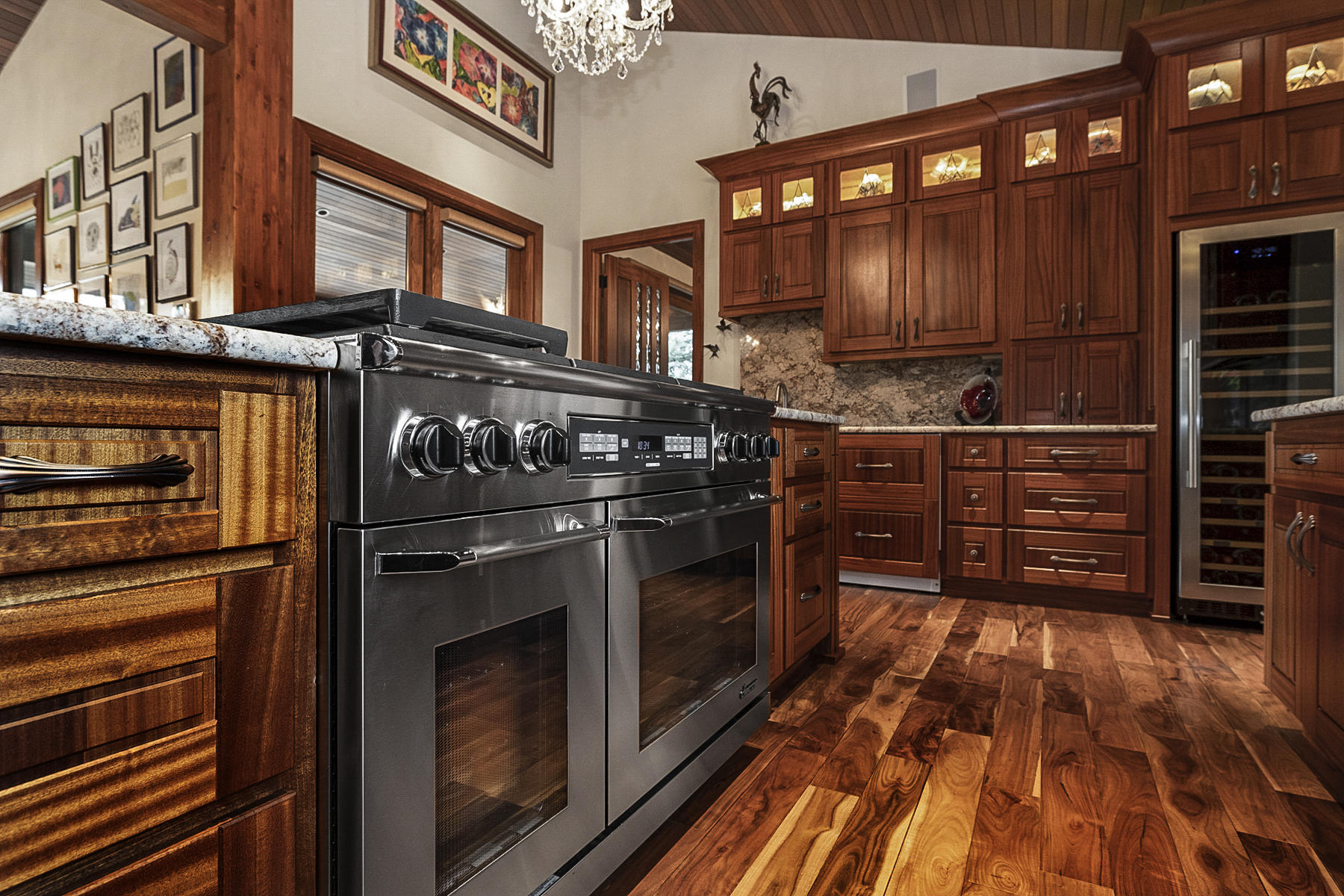 Broken Top - Residential