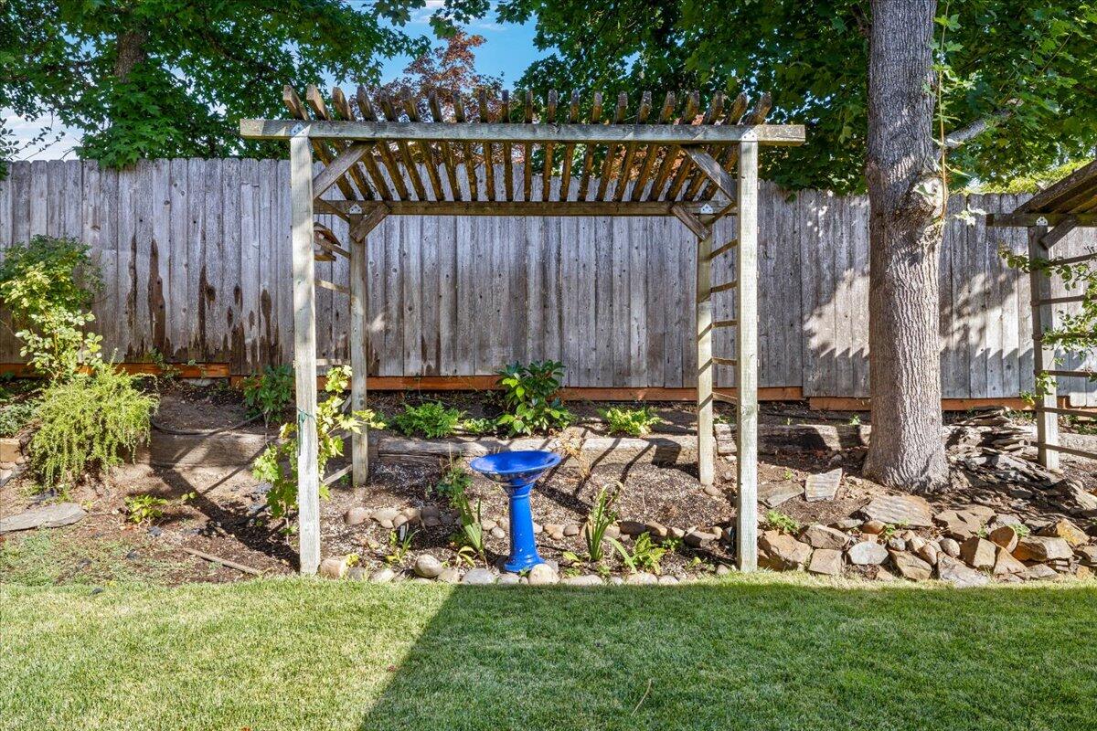 Mont Crest Subdivision Unit No 1 - Residential