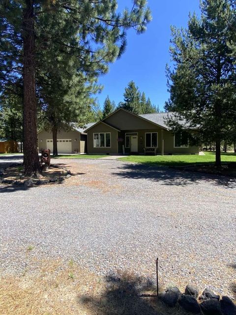 Photo of 147853 Mabel Drive, La Pine, OR 97739 (MLS # 220206783)