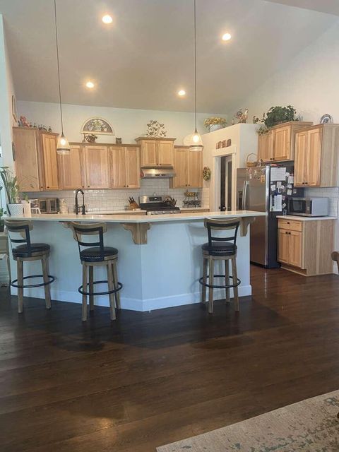 Tiny photo for 147853 Mabel Drive, La Pine, OR 97739 (MLS # 220206783)