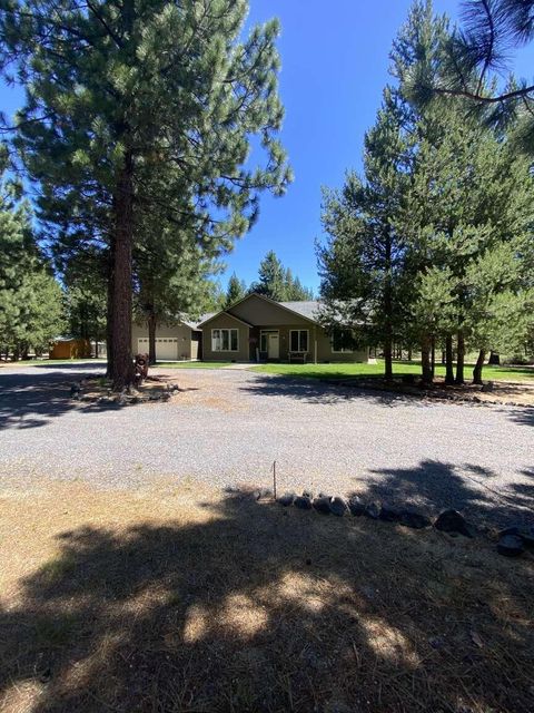 Tiny photo for 147853 Mabel Drive, La Pine, OR 97739 (MLS # 220206783)