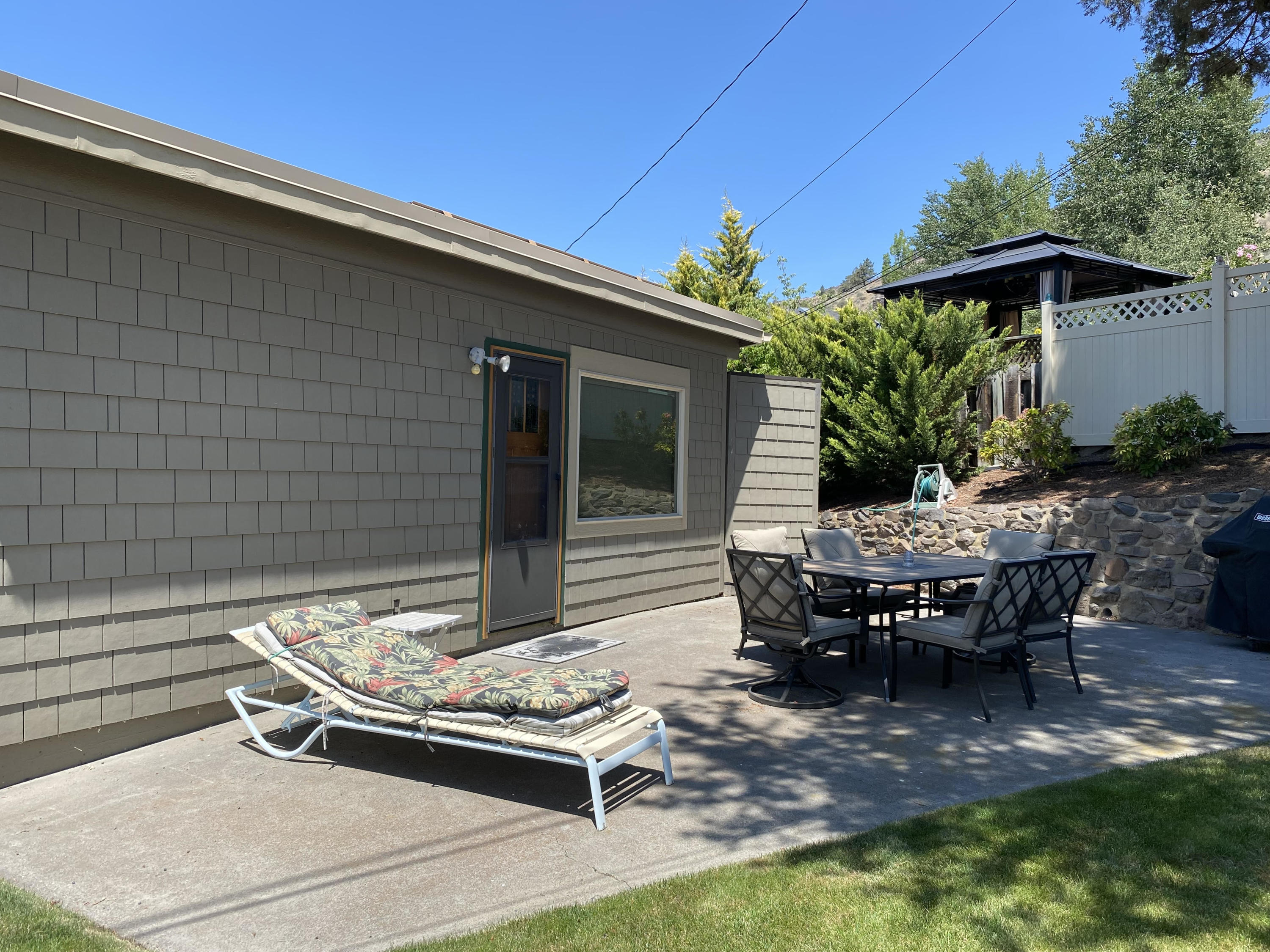 Hillside - Residential