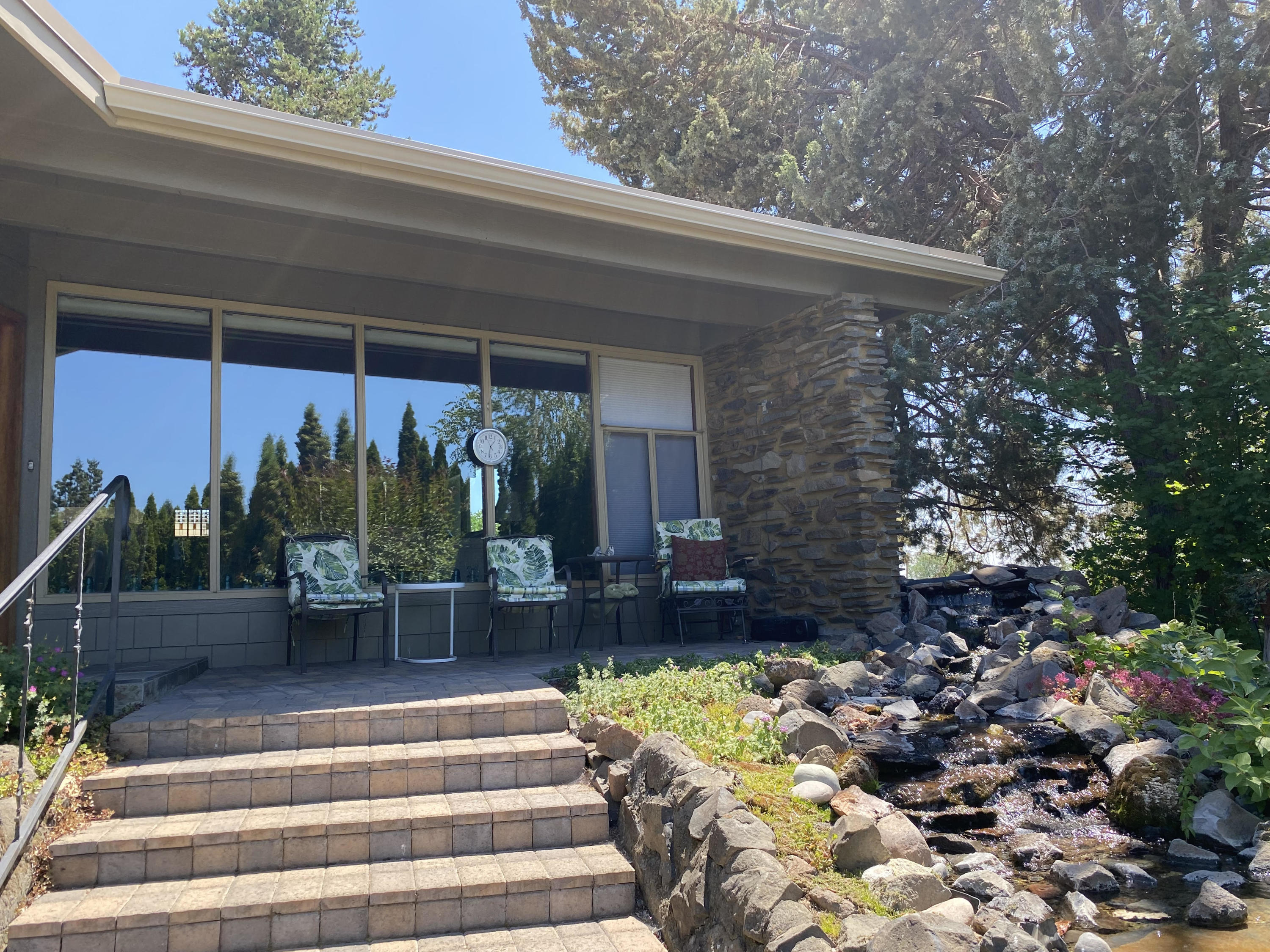 Hillside - Residential