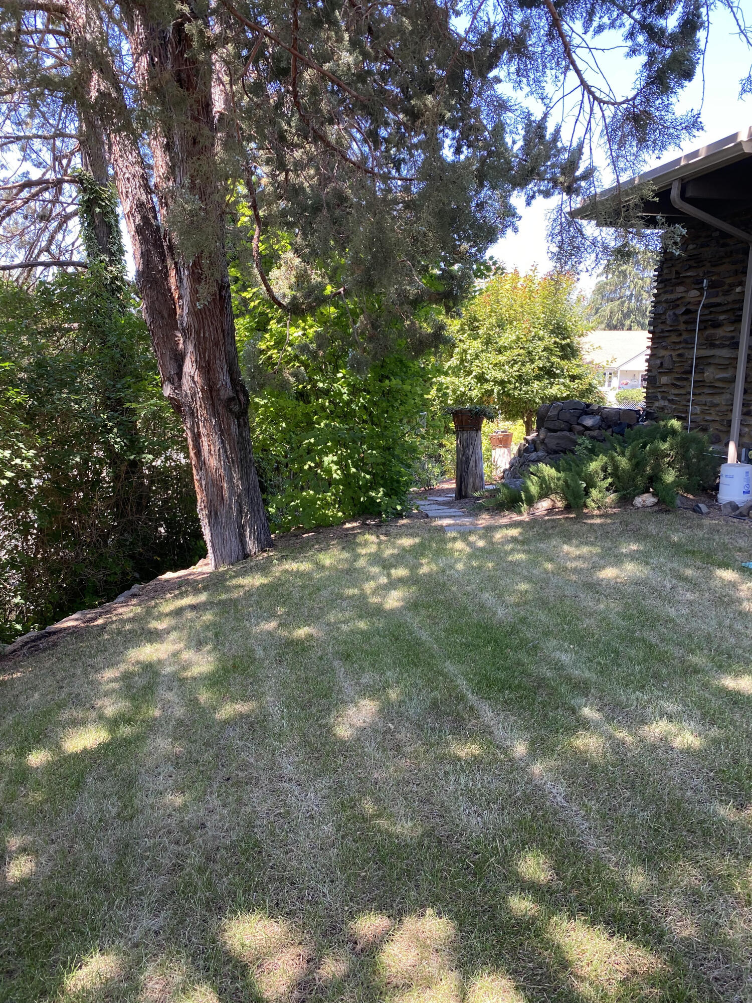 Hillside - Residential