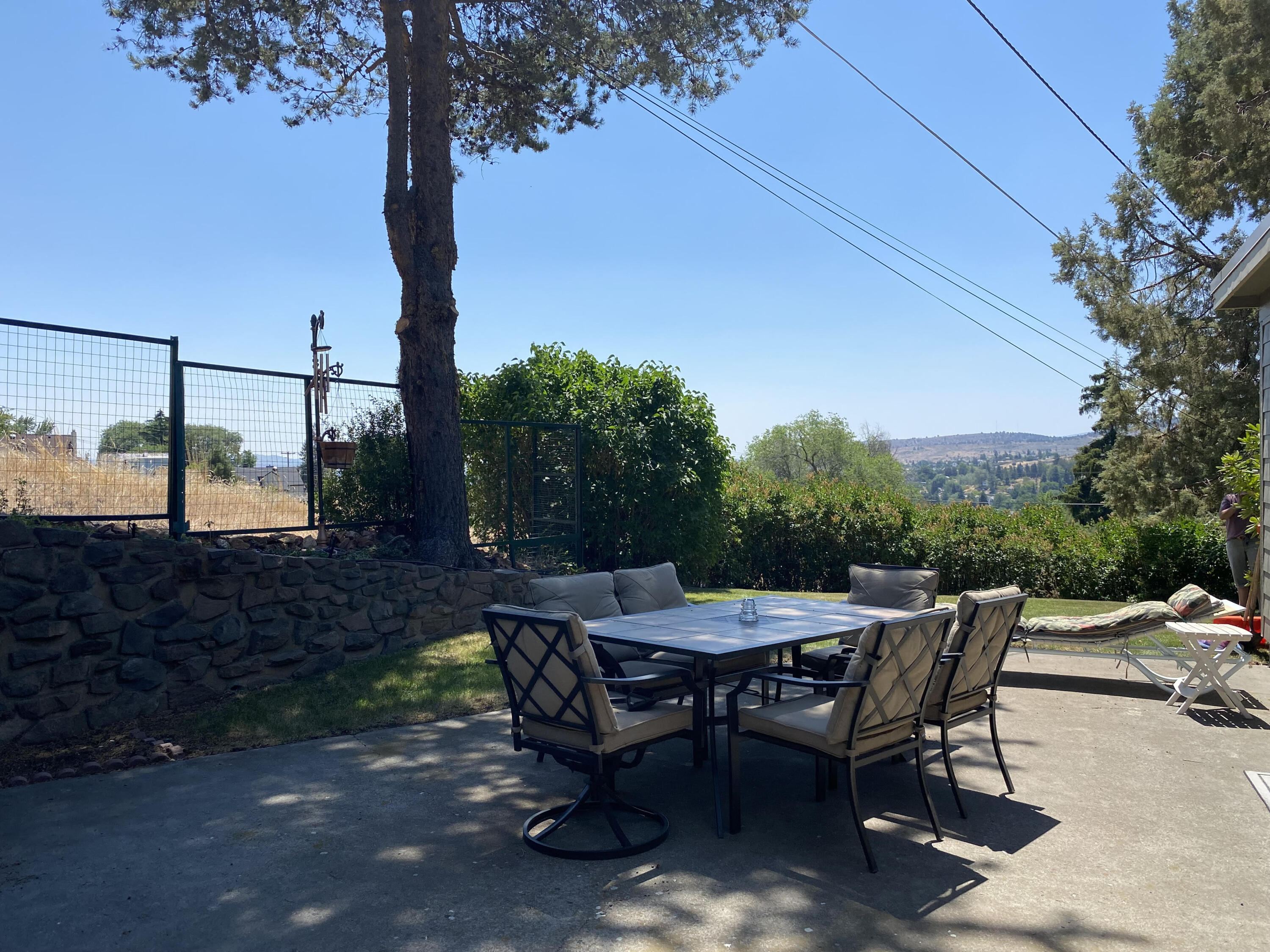 Hillside - Residential