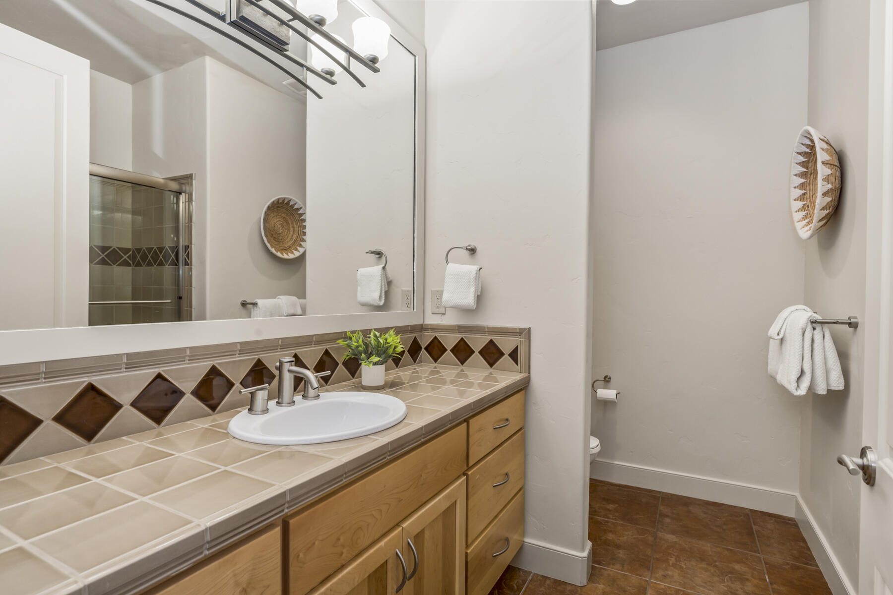 Skyliner Summit - Residential