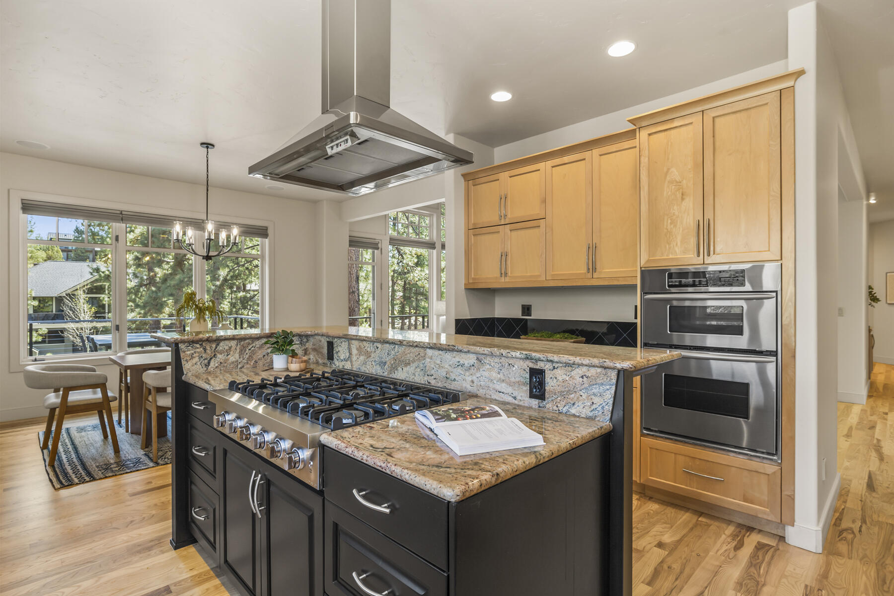 Skyliner Summit - Residential