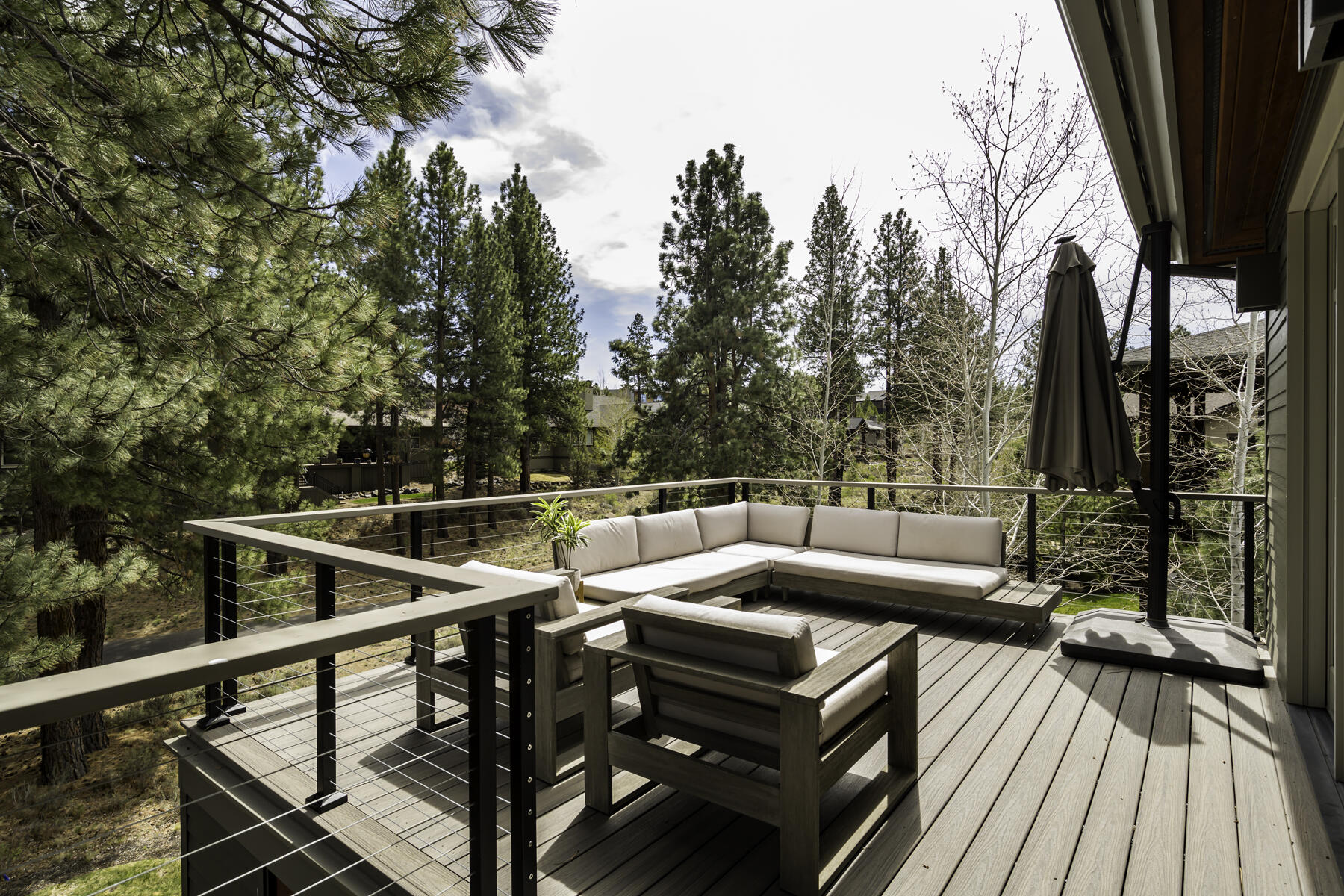 Skyliner Summit - Residential