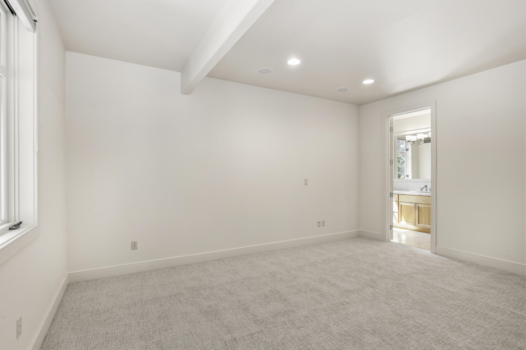 Skyliner Summit - Residential