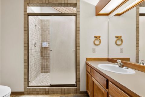 Tiny photo for 17894 Red Cedar Lane, Sunriver, OR 97707 (MLS # 220212252)