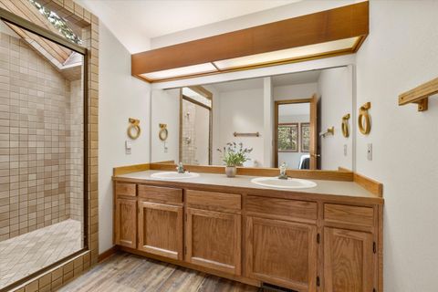 Tiny photo for 17894 Red Cedar Lane, Sunriver, OR 97707 (MLS # 220212252)