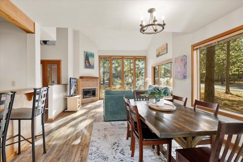 Tiny photo for 17894 Red Cedar Lane, Sunriver, OR 97707 (MLS # 220212252)