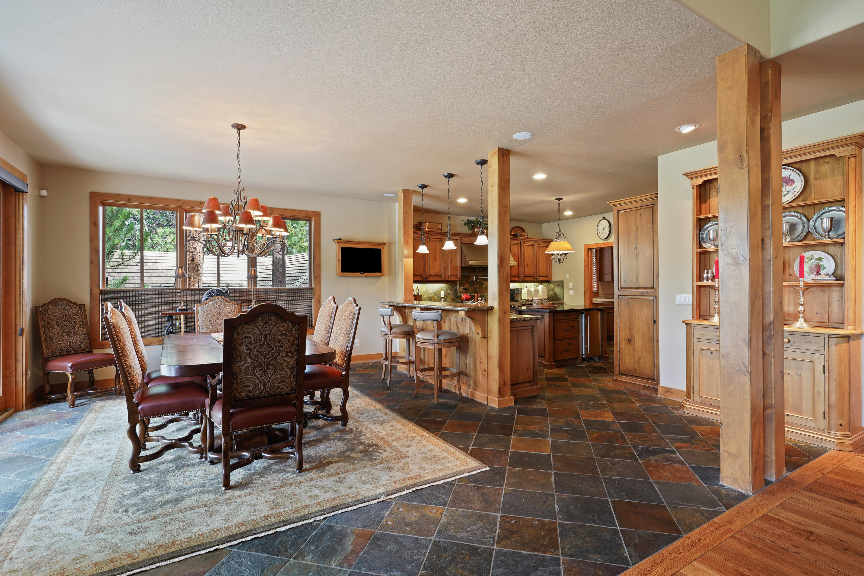 Broken Top - Residential